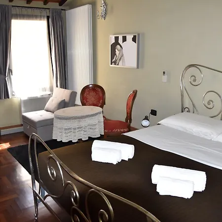 The Black Sheep 4* Florenz