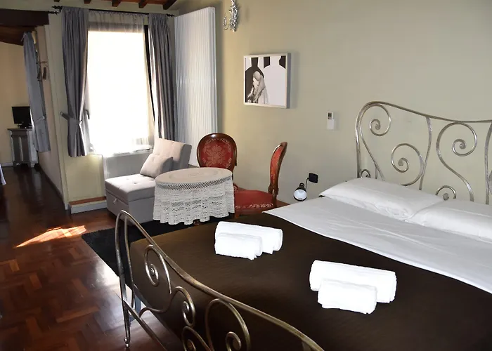 The Black Sheep 4* Florence
