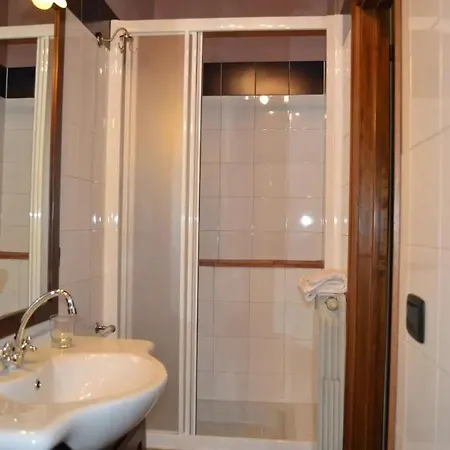 Bed & Breakfast The Black Sheep 4*