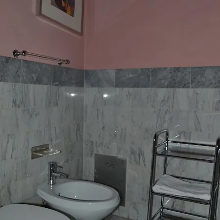 Bed & Breakfast The Black Sheep Florence