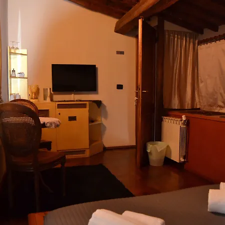 The Black Sheep Bed & Breakfast Florence